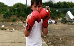 Sốc với chuyện đời một boxer 7 tuổi 