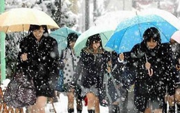 Vì sao nữ sinh Nhật thích mặc váy siêu ngắn?