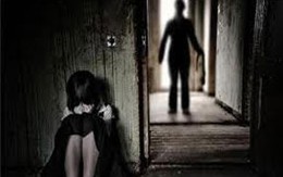 Mẹ xúi giục nhân tình... xâm hại con