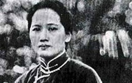 Vẻ đẹp u sầu của Tống Khánh Linh 