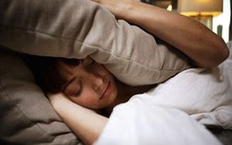 Mất ngủ vì hàng xóm 'yêu" quá sung