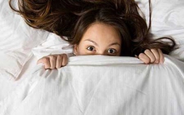 Vào nhầm phòng, sex luôn với trai lạ 