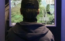 Mải chơi game, bỏ mặc mẹ già tới chết