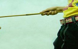 Bàng hoàng bé gái 6 tuổi bị bố phạt đến chết 
