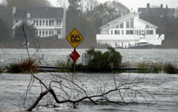 Video: Bão Sandy nhìn từ vũ trụ