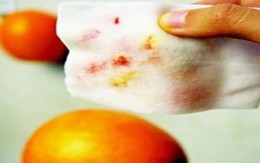 Xuất hiện loại cam chín đỏ nhuộm màu