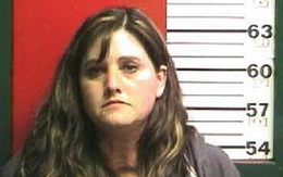 Cô giáo thoát án tù hiếp dâm nhờ kết hôn với chính nạn nhân