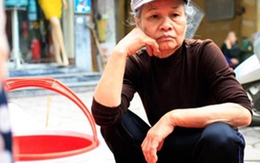 Nước cắm đào Tết cứu tinh ngày mất nước