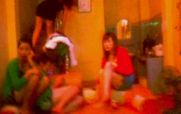 Phố tẩm quất kích dục tại thủ đô