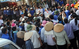 Cạn nước mắt khóc đại tang