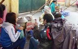 Trà đá cổng trường và những hệ lụy buồn