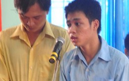 Nghi bạn gái lăng nhăng, cầm dao chém người