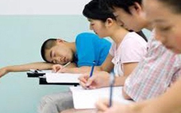 Nam sinh cá biệt và nước mắt người mẹ giáo viên