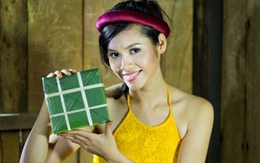 Á hậu Hoàng My duyên dáng làm bánh chưng Tết