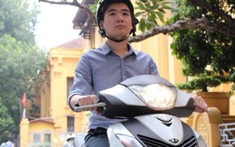 Con trai bầu Hiển: 'Thiếu gia nghìn tỷ' đi xe máy