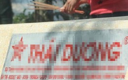 Quảng cáo cả sản phẩm tăng cường sinh lý tại đền thiêng