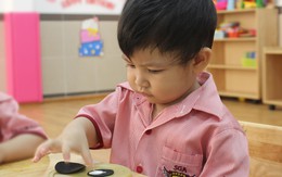 Cha mẹ hãy học cách chơi cùng trẻ mầm non