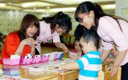 Hãy học cách chơi khoa học với con trẻ