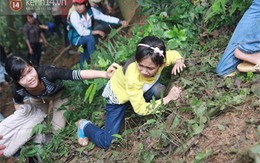 Kinh hoàng du khách vượt rừng "chui" tại Đền Hùng