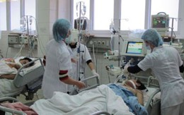 Kiều nữ lạ mặt đưa tài xế taxi khỏa thân đi cấp cứu lúc nửa đêm