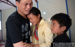 Chùm ảnh Vừ Già Pó trong giây phút đoàn tụ với gia đình