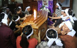 Xóm nghèo đau đớn đón thi thể vụ tai nạn thảm khốc tại Thái Lan