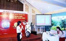"Bão quà tặng" cùng Sắc Ngọc Khang