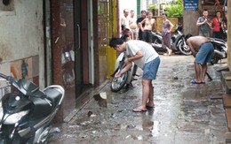 Hà Nội: Hóa vàng đầu tháng "cô hồn", thiêu cháy nhà 4 tầng