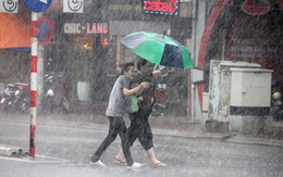 Miền Bắc đề phòng tố lốc, mưa đá