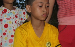 Bé trai thoát chết kể lại giây phút kinh hoàng khi bồn nước đổ