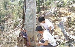 Phát hiện động trời sau vụ đứt cáp cầu treo: Trụ chính được xây bằng gạch thông gió?