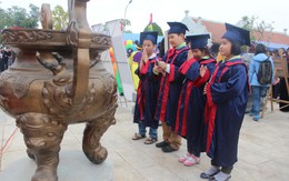 Chữ gì được chọn để khai bút đầu năm?