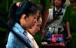 Bảo mẫu hành hạ trẻ em lĩnh án 3 năm tù