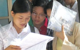 Đồng loạt đề xuất giữ môn thi ngoại ngữ