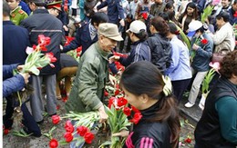 Thói quen... cướp hoa