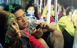 Kinh hãi xe khách ngày sau Tết
