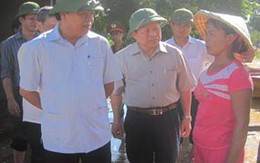 Đê vỡ, dân nghèo lo đói