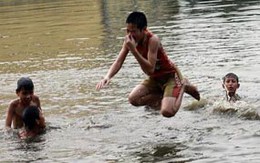 Nhiễm đơn bào Naegleria fowleri (amip ăn não): Hiếm gặp nhưng tử vong cao