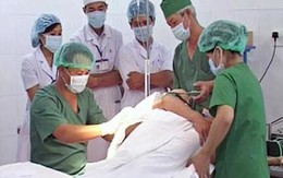 Tại huyện miền núi Khánh Sơn, Khánh Hòa: Đưa y học tiên tiến đến gần người dân
