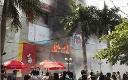 Cháy cao ốc, thợ hàn thiệt mạng