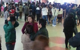 Rạp chật, vé cháy, "phe" hốt bạc