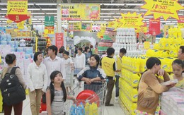 Tràn lan khuyến mãi, giảm giá chống ế đầu năm