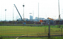 Tràn lan sân bóng mini trên đất dự án