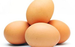 Người già một tuần ăn mấy quả trứng?
