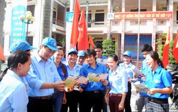 Xót xa những gương mặt trẻ tại phòng khám sản khoa