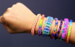 Cầu vồng Loom - xu hướng đồ chơi gây bão tại Anh
