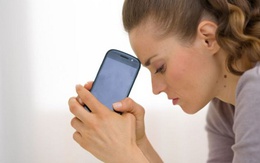 Cứ 10 người Anh thì 9 người bị stress khi điện thoại di động hết pin