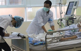 Bác sĩ thấy trớ trêu khi người nhà xin bệnh nhân về để “chết cho mát mẻ”