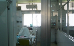 Vợ tỷ phú tự thiêu sống sót đầy may mắn