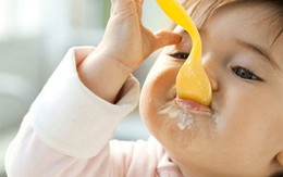 5 Lầm tưởng tai hại của mẹ về sữa chua